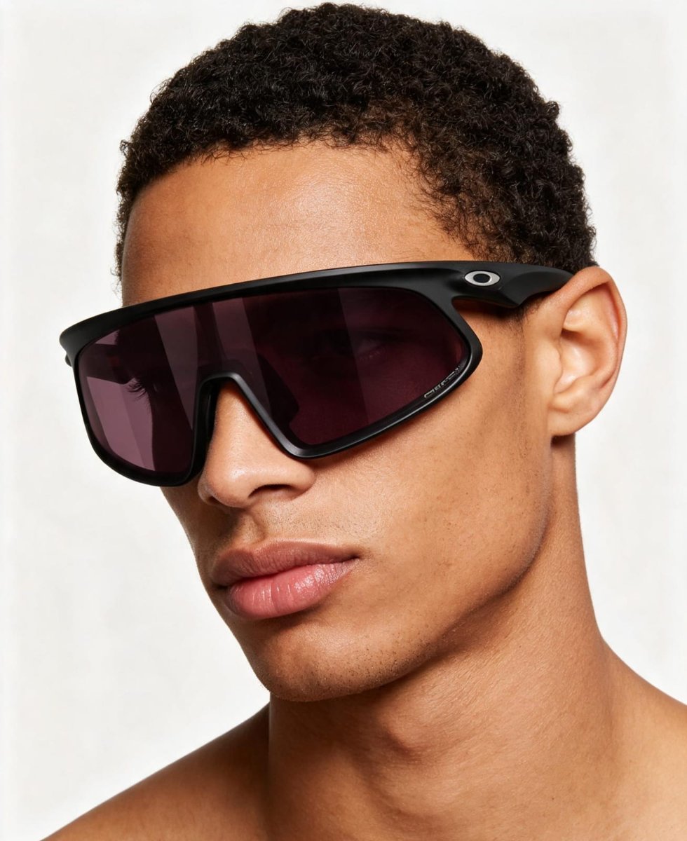 Óculos Solar Esportivo OAKLEY OO9524D (RSLV 141) 0241 (Acetato Mascara Preto Fosco/Prizm Violet)
