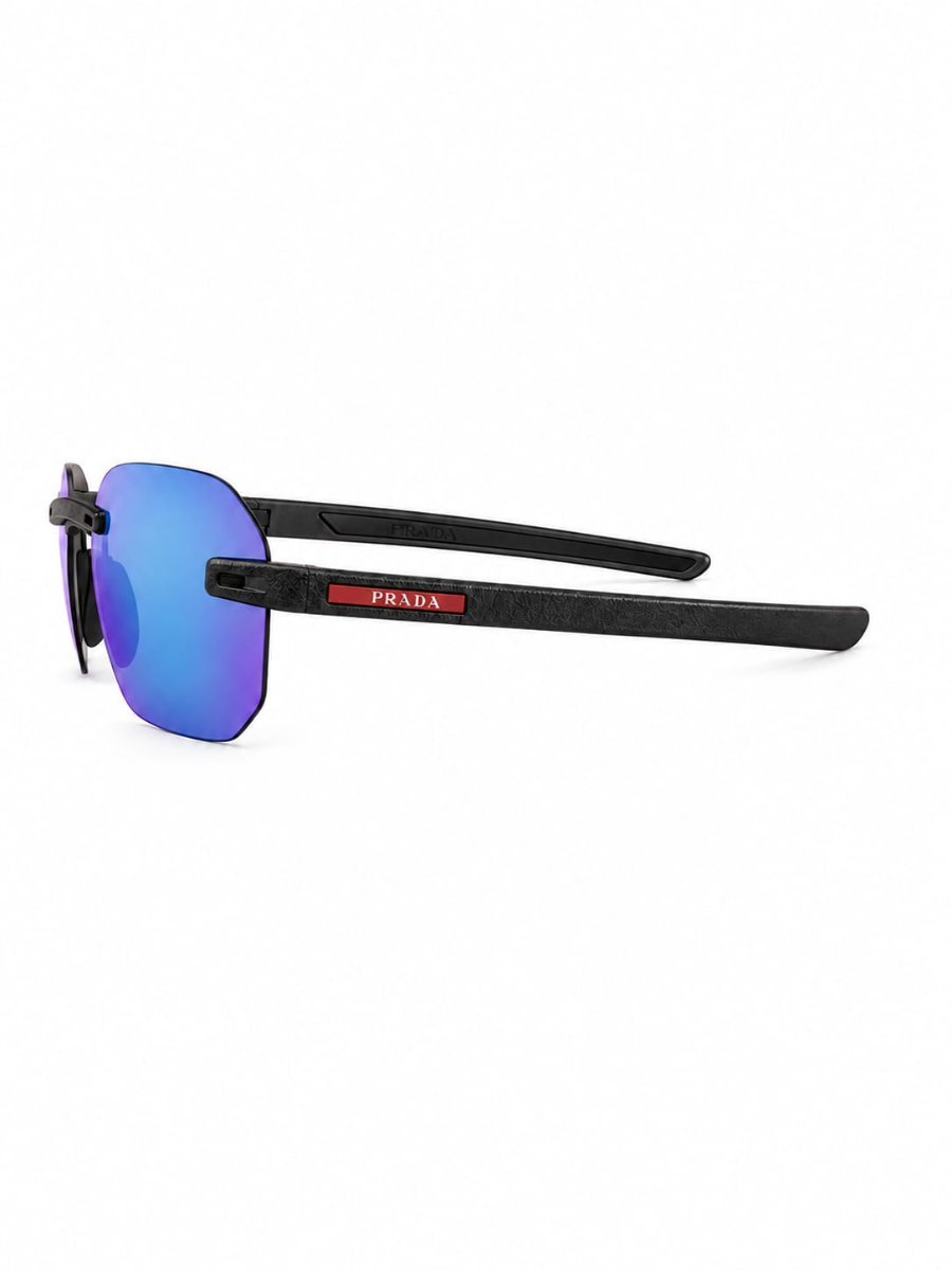 Óculos Solar PRADA LINEA ROSSA SPS 09W 62-14 13C-08R (Armação Acetato Cinza Translúcido Fosco/Lentes Verde Azul Espelhado)